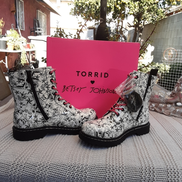 Betsey Johnson Shoes - Betsy Johnson combat boots